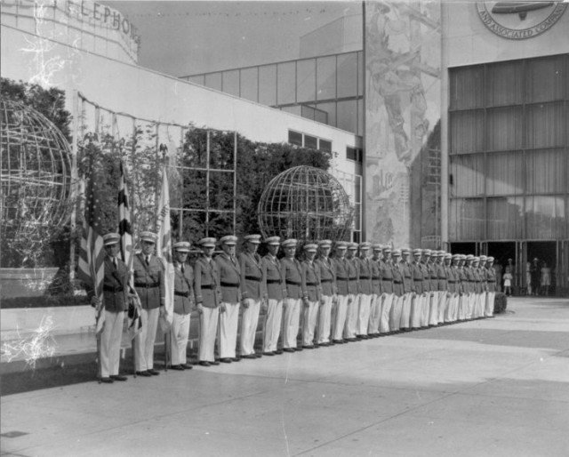 1939 Worlds Fair - Flushing, New York L-R; Bob Phillips, Ed Buchman, Maurice Stansfield, A. A. phillips, Paul Garrett, Harry Schaffer, John Singer, Paul Reed, Carroll Therit, Bill Martin, Walter tracey, Stuart Thompson, Bill Rigler, Manchester member, unkown, Maurice H. Gosnell, Virgil Tawney, Elmo Albaugh, John Pool, unknown, unkown, unkown, Ralph Kiler, Walter Sullivan, Haven Gill, Wesley Null, Paul Hyson, William Shaffer